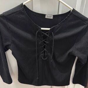 Brandy Melville Black Tie Front 3/4 Sleeve Crop